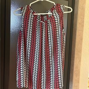 Nine West Red, Black & White Sleeveless Chevron-Leaf Print Camisole